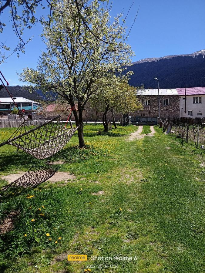 House B&B Местия Экстерьер фото