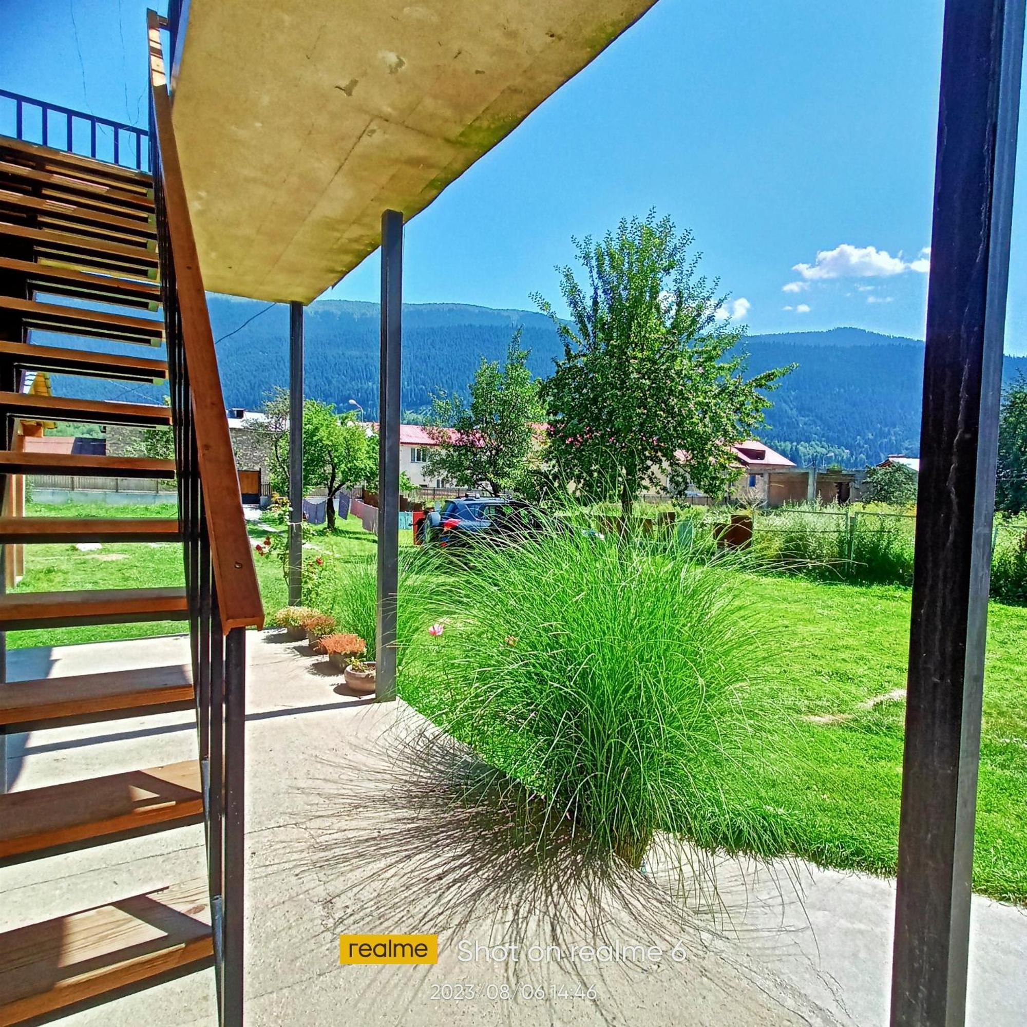 House B&B Местия Экстерьер фото